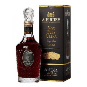 A.H.Riise Non Plus Ultra 70 cl 42%